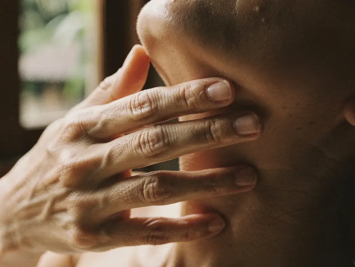 facial massage with face oil technique upward strokes Balinese method